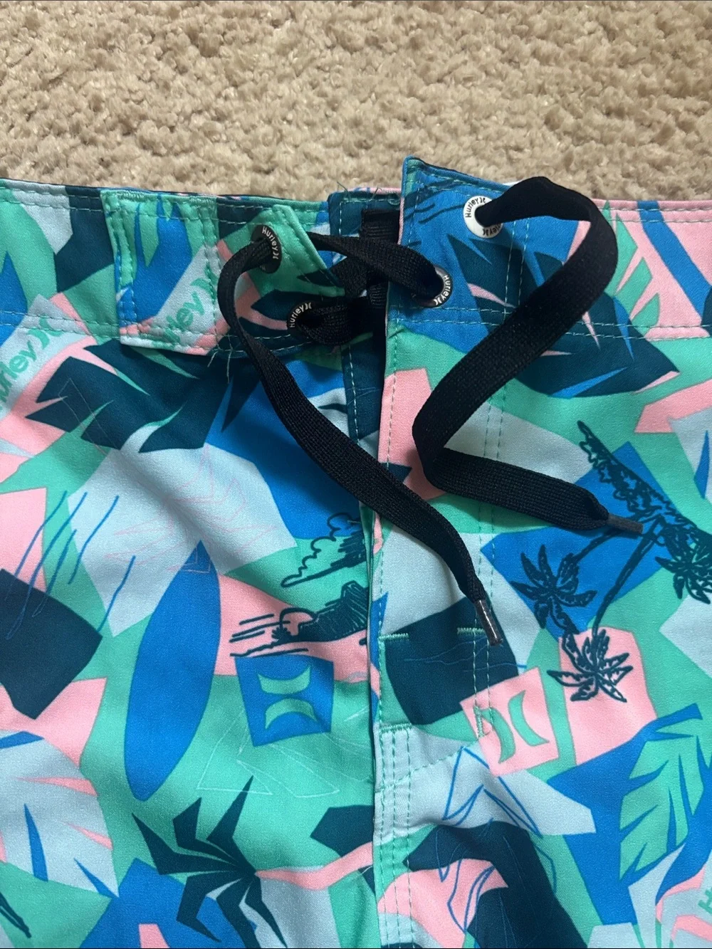 Hurley Boys size 8 Swim Trunks